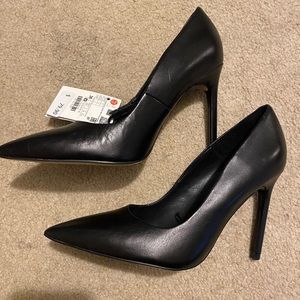 Zara nib black leather heels